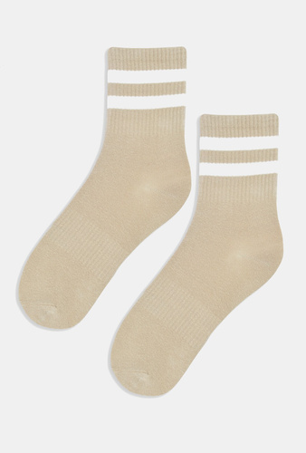 Skarpety damskie Noviti SB149 bawełniane miękkie nieuciskające beżowy