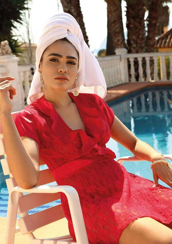 Mia Koronkowy zestaw DKaren - czarny