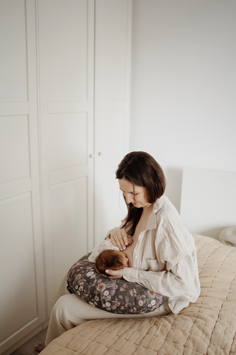 Mystery of Flowers Rogal do karmienia Makaszka