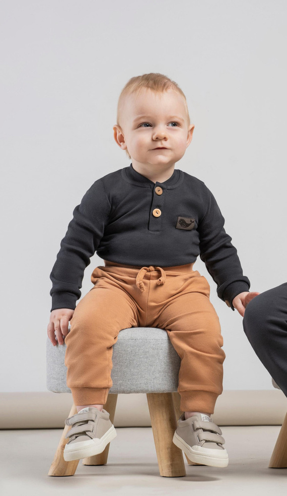 194277 Miki Nicol Spodnie dresowe