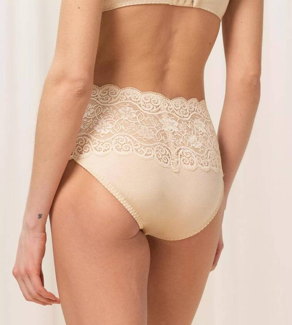 Amourette 300 MAXI X Figi Damskie Triumph- beżowy