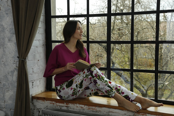 86668 Nataly piżama damska Mewa ciemny róż kwiaty