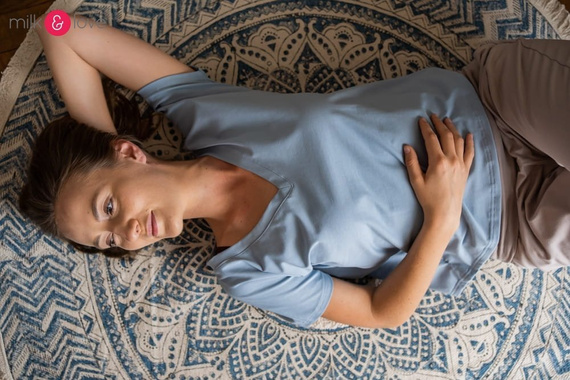 Two Ways Milk&Love bluzka ciążowa i do karmienia z krótkim rękawem błękitny