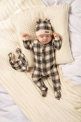 Pajacyk niemowlęcy 163617 "Magia Świąt" Nicol - kratka: czarny, beżowy