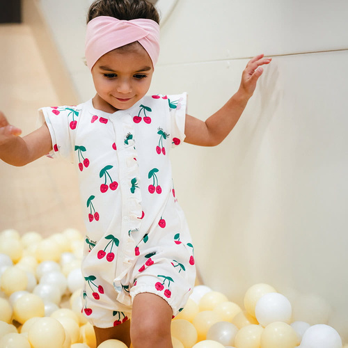 Strawberry & Love  Eevi Rampers niemowlęcy - koral