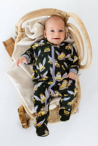 02250T2 "Taxi 2" Pajacyk niemowlęcy dresowy Makoma zielony