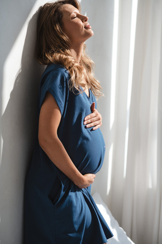 Koszula do porodu i karmienia Born of Love Milk&Love napy niebieska