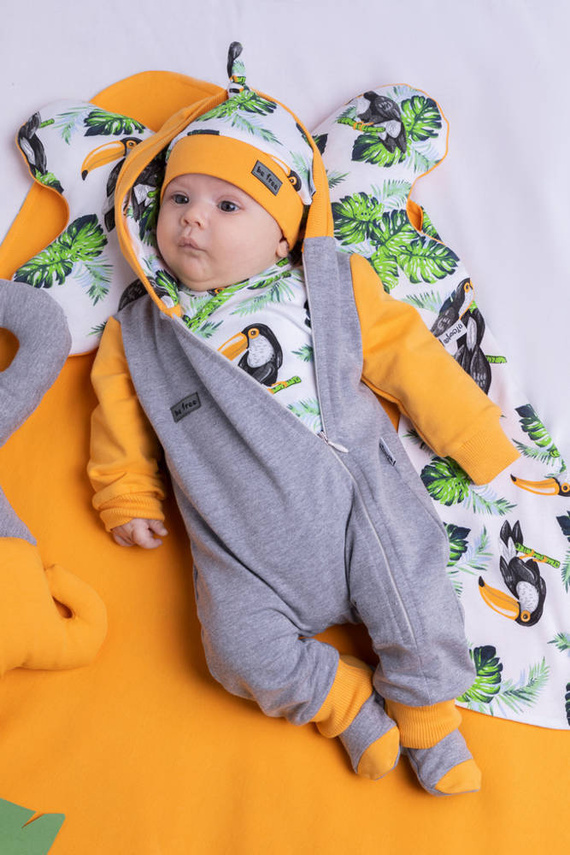 186054 Tukan Nicol Czapeczka niemowlęca