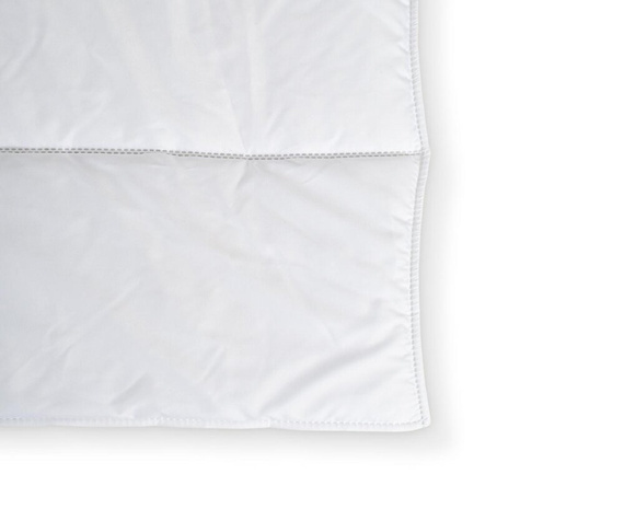 Kołdra antyalergiczna 660g Estrella zgrzewana, super cienka AMW -biała