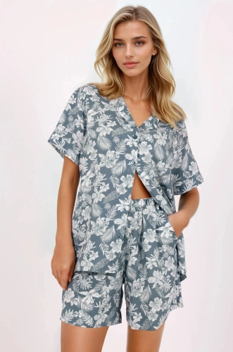 Stylish Embrace Piżama Damska – Letni Komplet z Krótkim Rękawem Momenti Per Me green