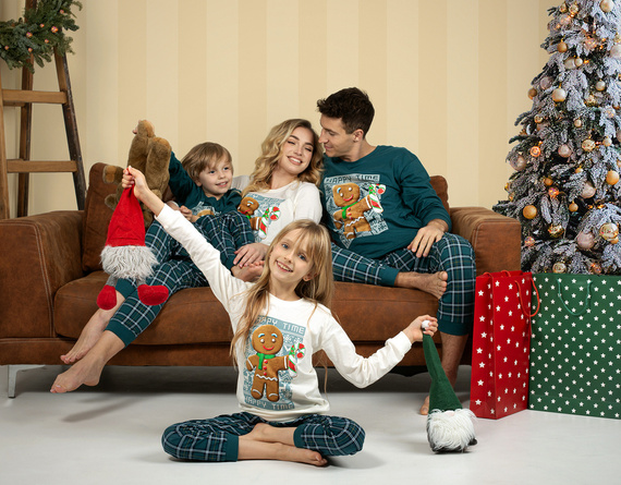 671/347 Cookie Piżama damska świąteczna Cornette ecru