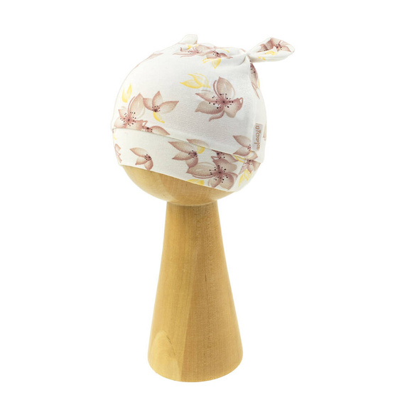 203054 Lou Nicol Czapeczka niemowlęca