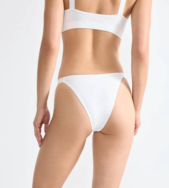 Casual Tiny tanga Figi Damskie 2-pak Sloggi GO - silk white