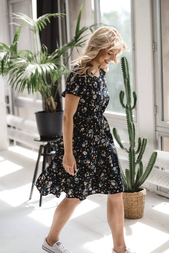 Lovely Dress Milk&Love sukienka ciążowa i do karmienia granatowa w rumianki