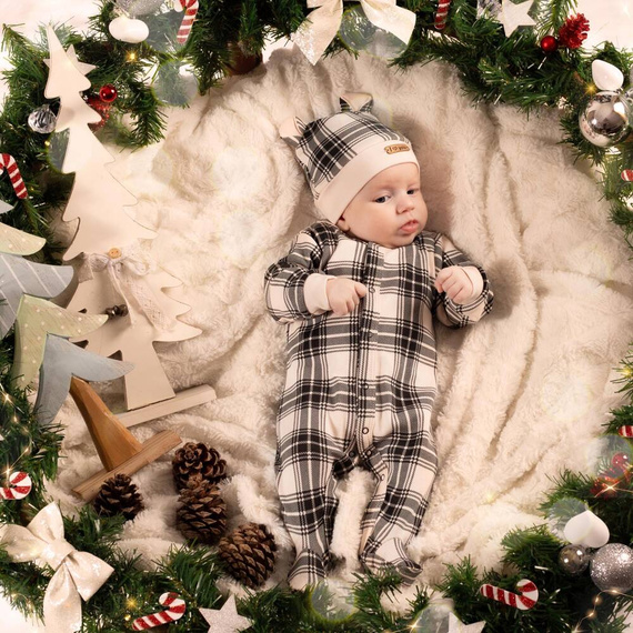 Pajacyk niemowlęcy 163617 "Magia Świąt" Nicol - kratka: czarny, beżowy