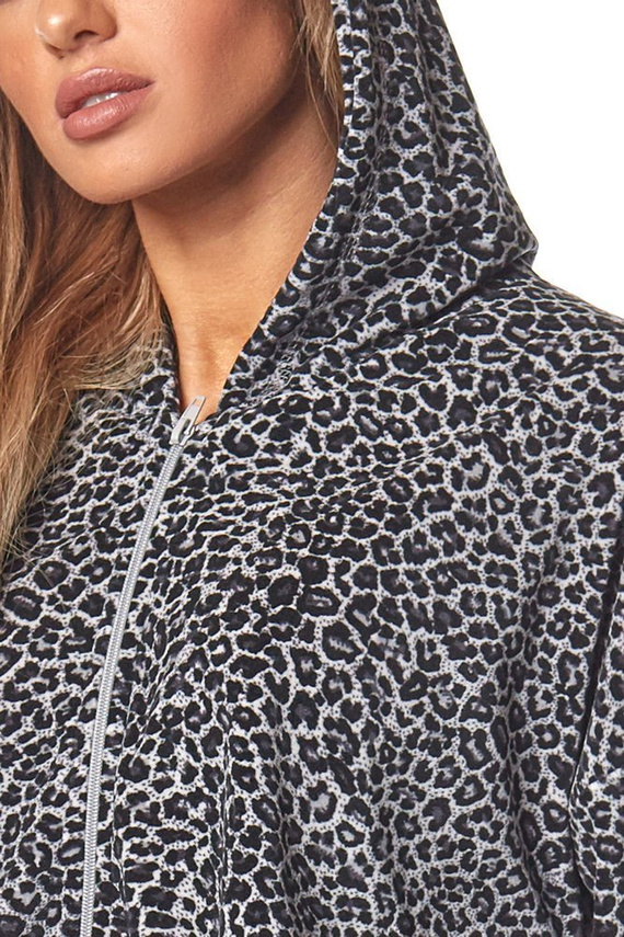 9118 Szlafrok Zapinany Na Zamek L&L- różowy