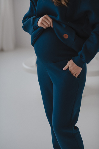Motherhood Spodnie ciążowe Milk&Love navy– gruba dzianina, elastyczny pas, bawełna z poliestrem, Oeko-Tex