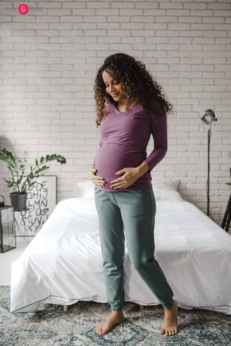 Milk Shirt Bluzka do karmienia i ciążowa z dekoltem w serek jagodowy