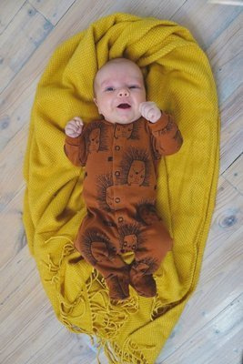 "SPIKE" Pajac niemowlęcy Makoma cinnamon