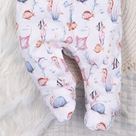 ABN-5480 Underwater World Śpiochy niemowlęce Nini – bawełna organiczna, zabudowane stópki