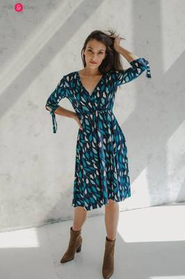 Two Ways MIDI Milk&Love Sukienka ciążowa i do karmienia granatowa w listki