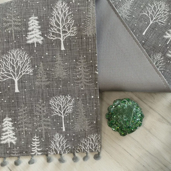 360000 Zimowa magia bieżnik świąteczny Markizeta szary