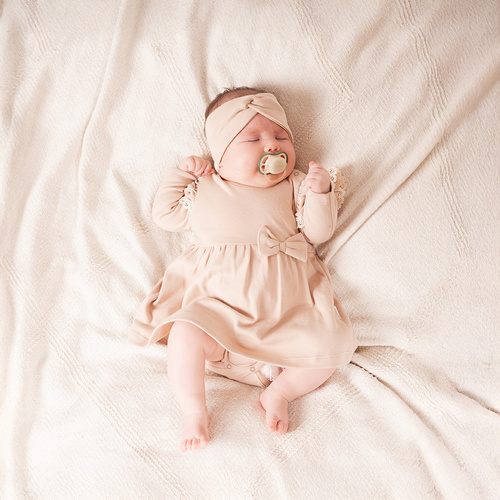 212160 Tola Nicol Sukienko-body