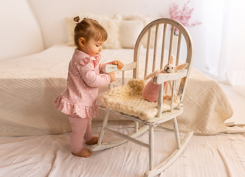 "Stars" Makoma Tunika z falbanką pudrowy róż