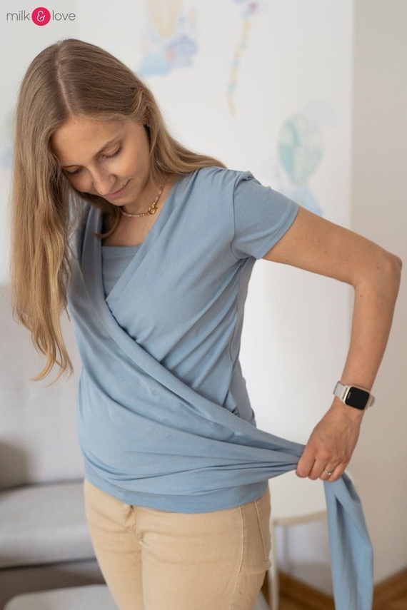 Bluzka do kangurowania milk and love dla mamy Milk&Love błękitny