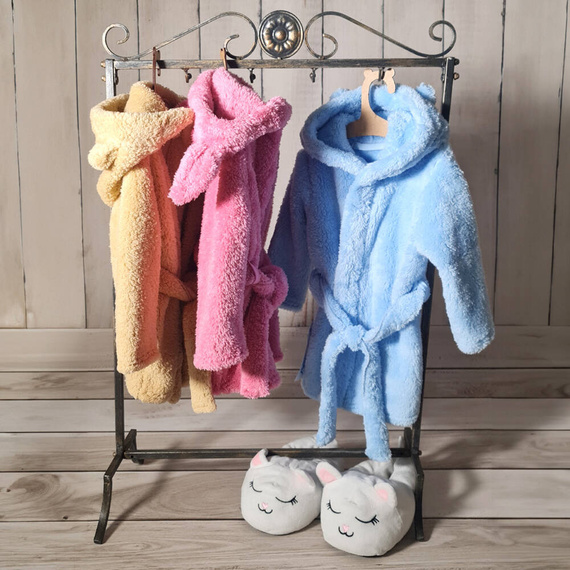 018 15 Szlafrok dziecięcy "Basic" Nicol - różowy