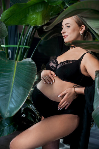 219 Anastasia Mama miękki biustonosz do karmienia Teyli - czarny