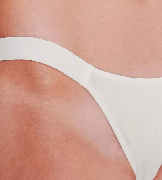 Casual Tiny tanga Figi Damskie Sloggi GO - silk white