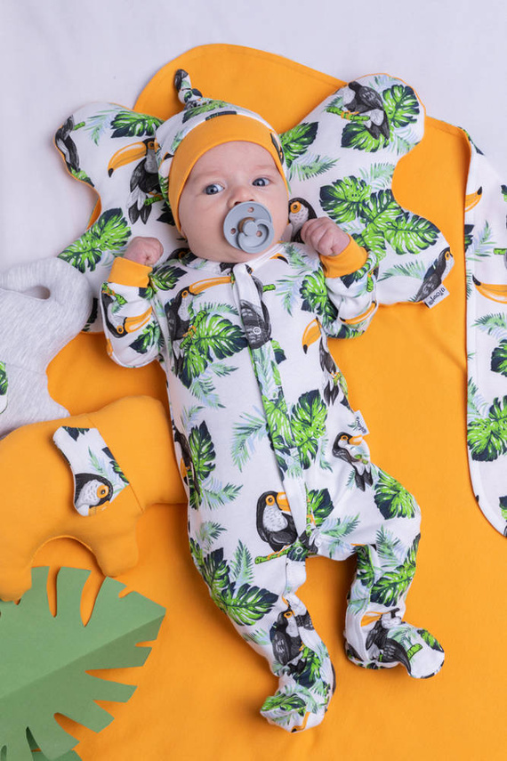 186054 Tukan Nicol Czapeczka niemowlęca