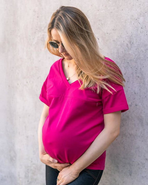 Bluzka ciążowa i do karmienia M-Shirt V-neck Milk&Love fuksja