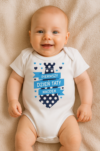"Mój PIERWSZY Dzień Taty z imieniem dla chłopca" Moocha Body krótki rękaw biały