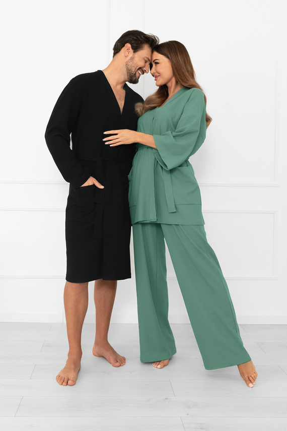 Bono szlafrok męski Italian Fashion czarny – z paskiem, tłoczony wzór, elegancki i wygodny