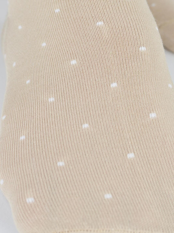 Stopki damskie Noviti ST077 – modal, kropki, płaskie szwy, komfort beżowy