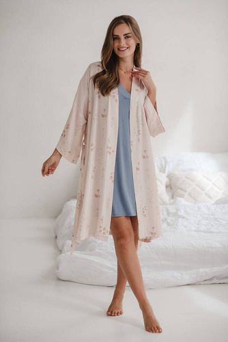 Flowers on pink szlafrok bambusowy ciążowy Milk&Love różowy