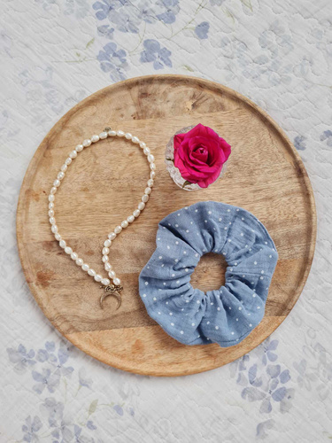 GM Scrunchie muślinowa gumka do włosów Marija - niebieski