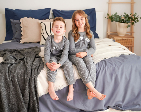 Piżama dziecięca 5243 Unisex Doctor Nap - grey