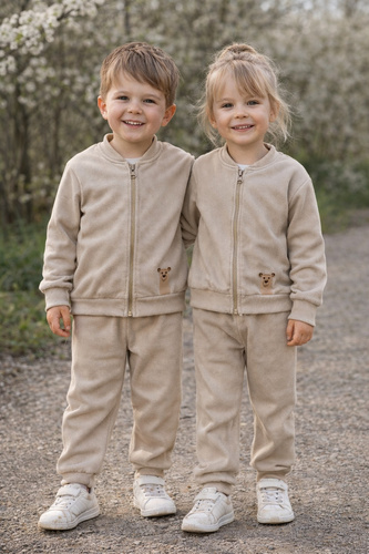 Komplet Misio Bambarillo beż baby cord dla chłopca i dziewczynki