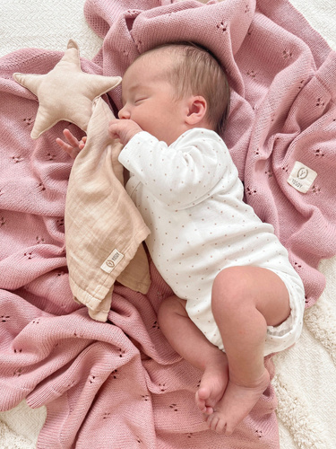 Doudou Yosoy Pluszowa przytulanka - pudrowy róż