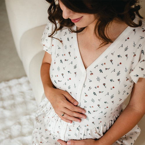 Linda Koszula ciążowa rozpinana Eevi ecru łączka – do karmienia, elastyczna, oddychająca, polska jakość