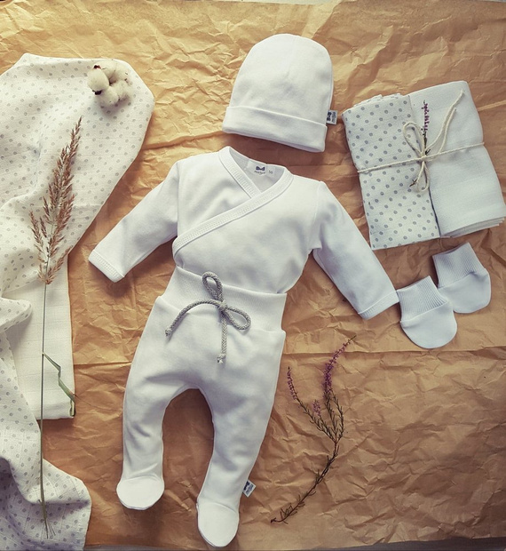 Komplet niemowlęcy Marija 1619W Universal - biały