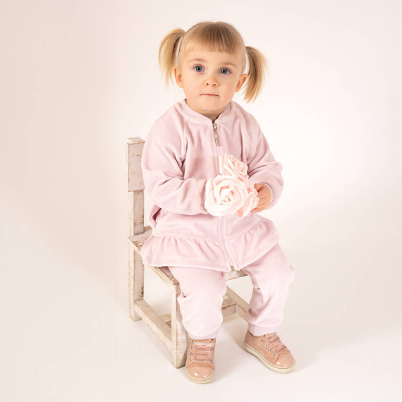 204277 Emily Nicol Spodnie dresowe