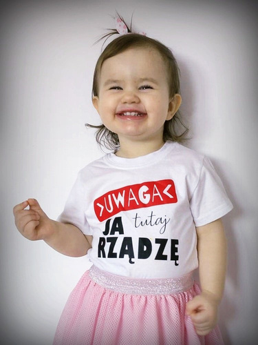  "Uwaga ja tutaj rządzę"  Moocha Koszulka dziecięca biały 