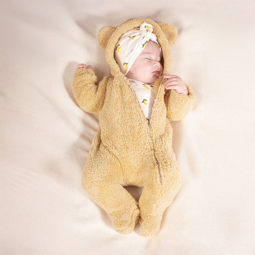 197271 Tola Nicol Pajacyk z luną