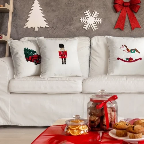 Chp 71 Poszewka świąteczna auto Eurofirany biały