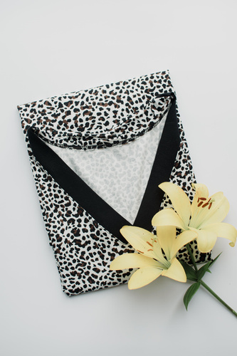 853 Kendall De Lafense – Koszula nocna z wiskozy w panterkę - ecru panterka