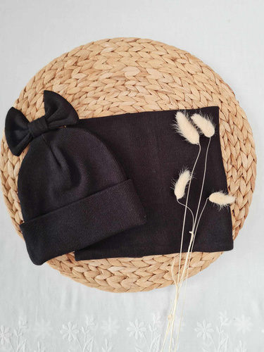 15K Czapka z kokardką prążek podwójna Marija - czarny